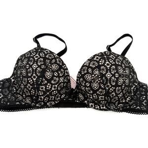 Victoria's Secret Dream Angel Black Lace Push-Up Bra Size 32A